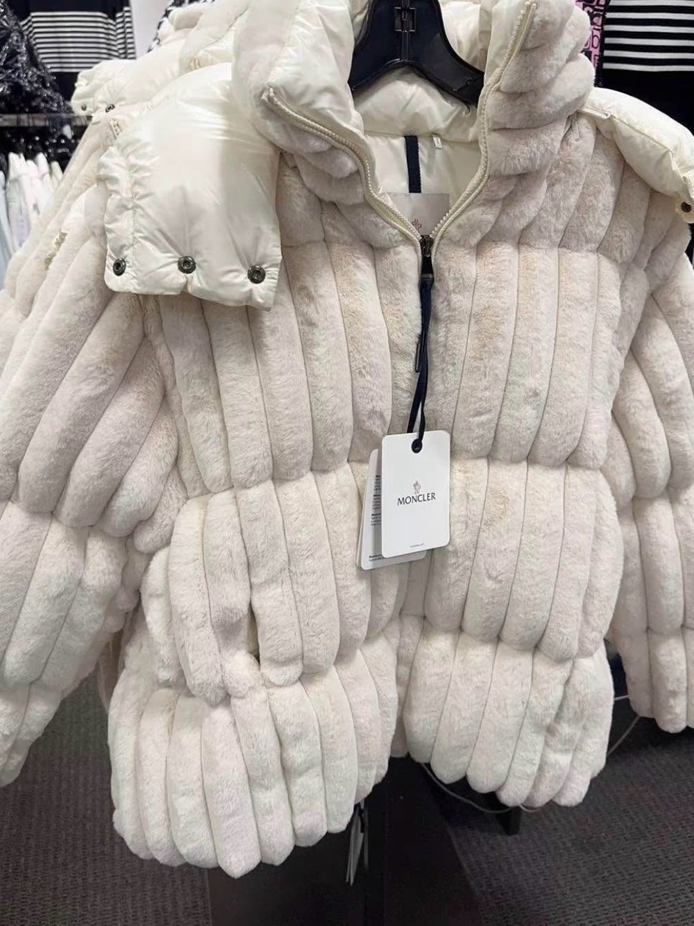 Moncler Fare Faux-Fur Puffer Jacket - Picture 2 of 3